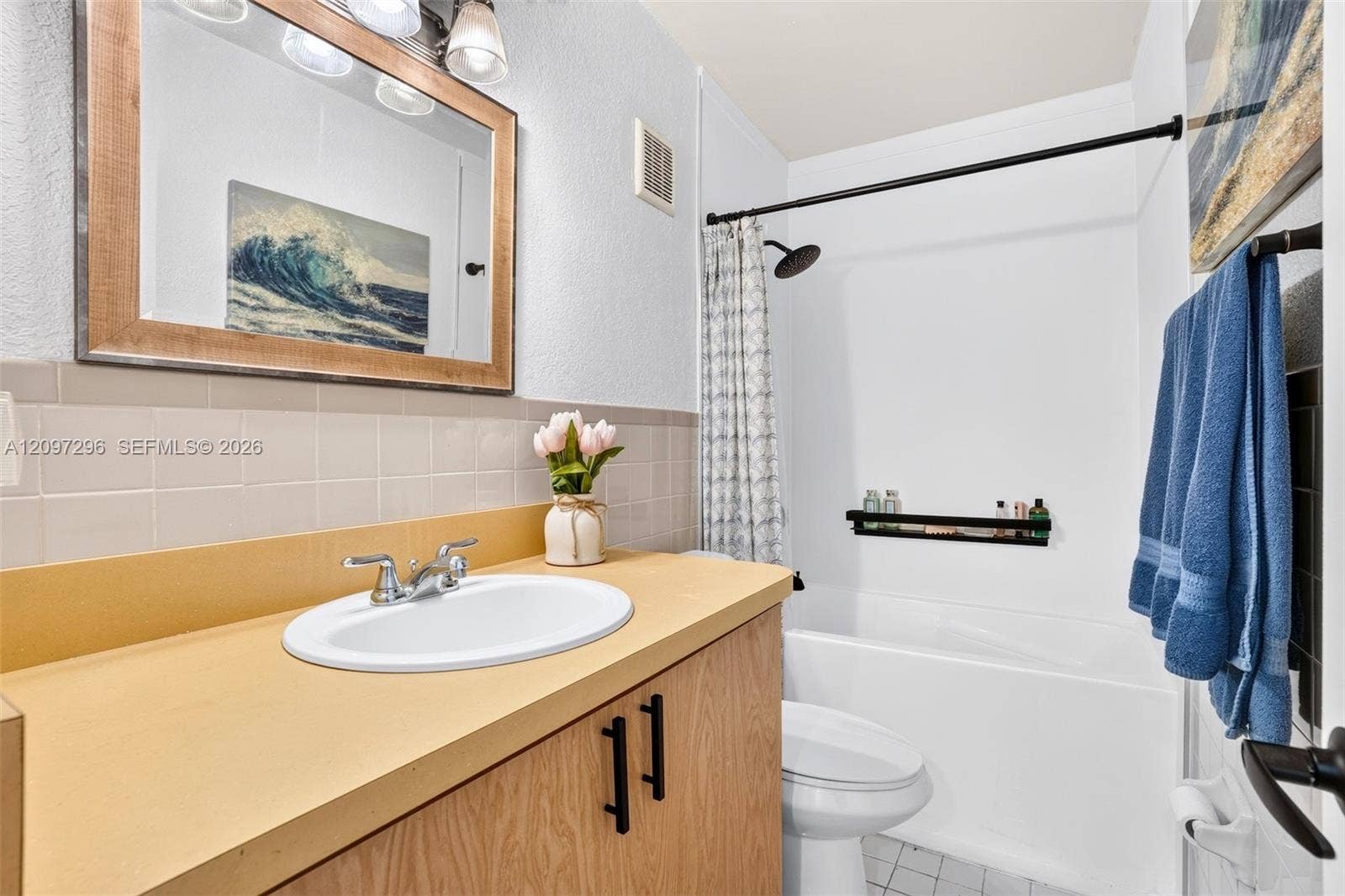 2nd Bathroom
