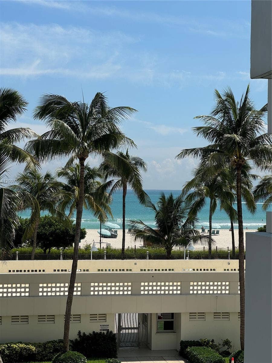 Property photo for 2899 Collins Avenue, #425, Miami Beach, FL
