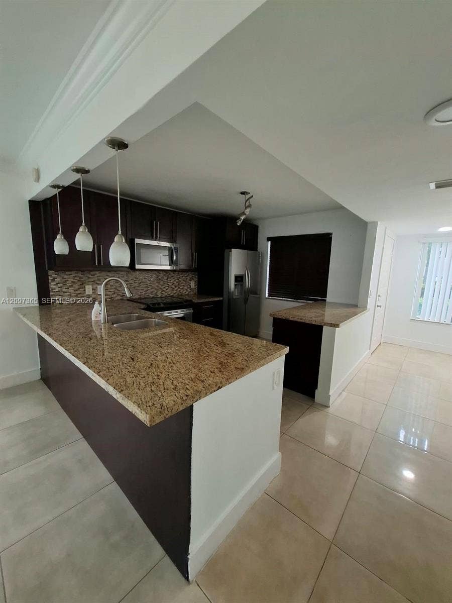 320 Racquet Club Road, #104, Weston, Weston, FL 33326 Photo 3