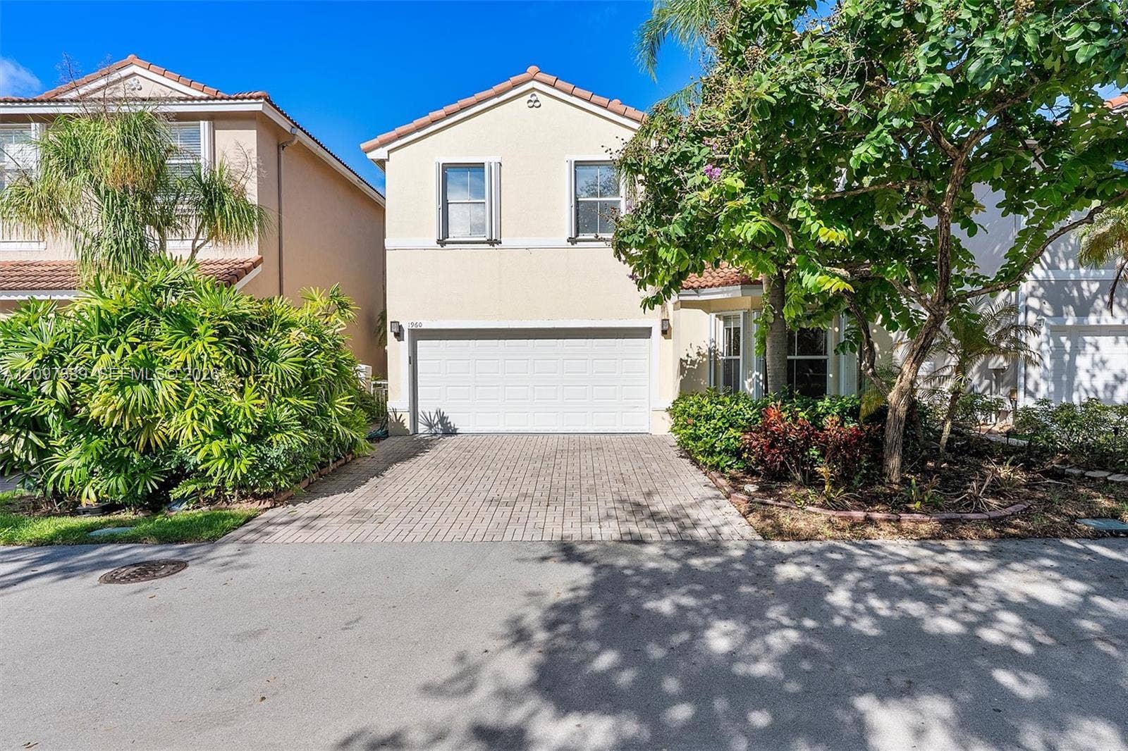 1960 Sweetbay Way, Hollywood, FL 33019 Photo 8