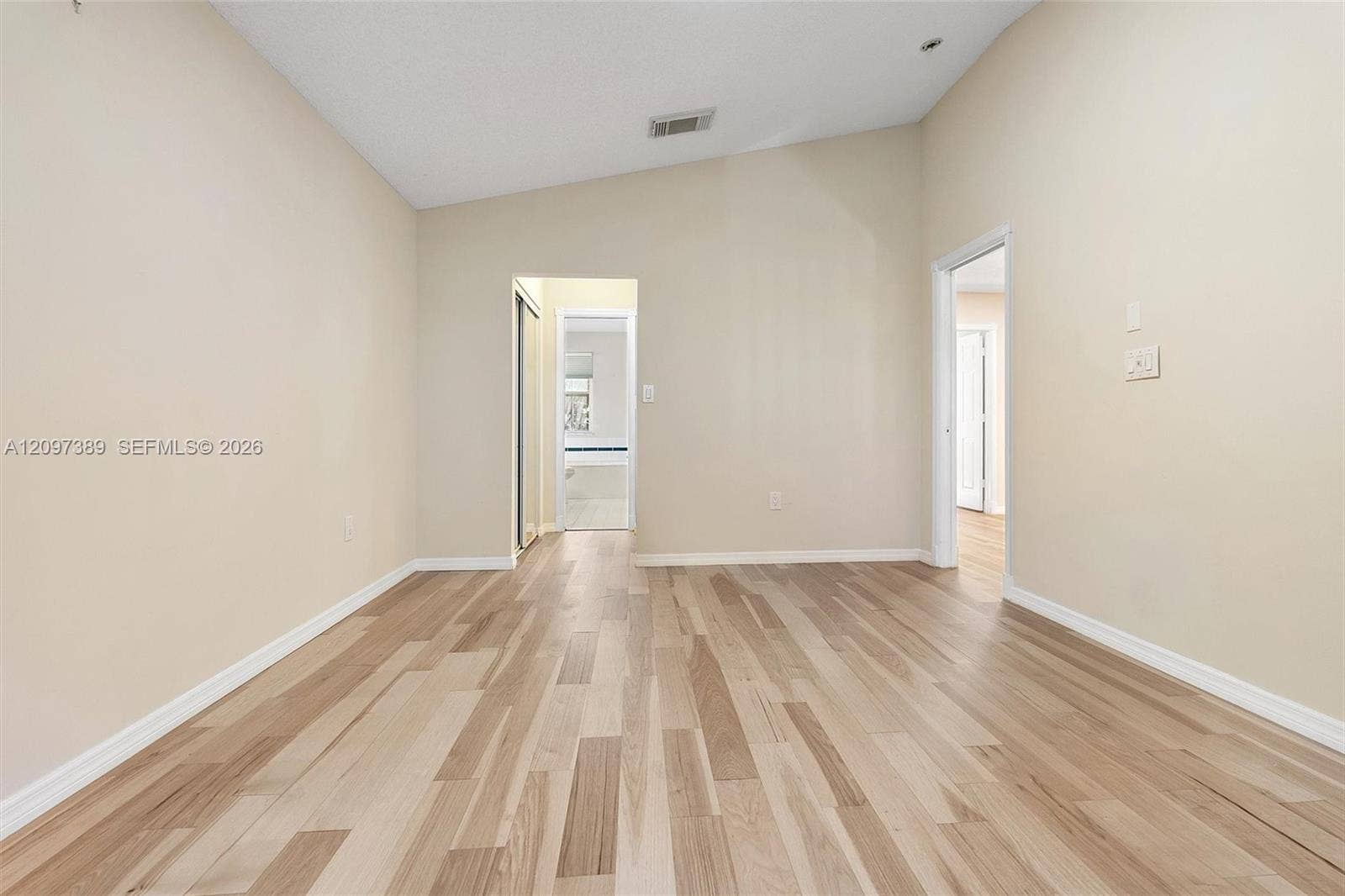 1960 Sweetbay Way, Hollywood, FL 33019 Photo 37
