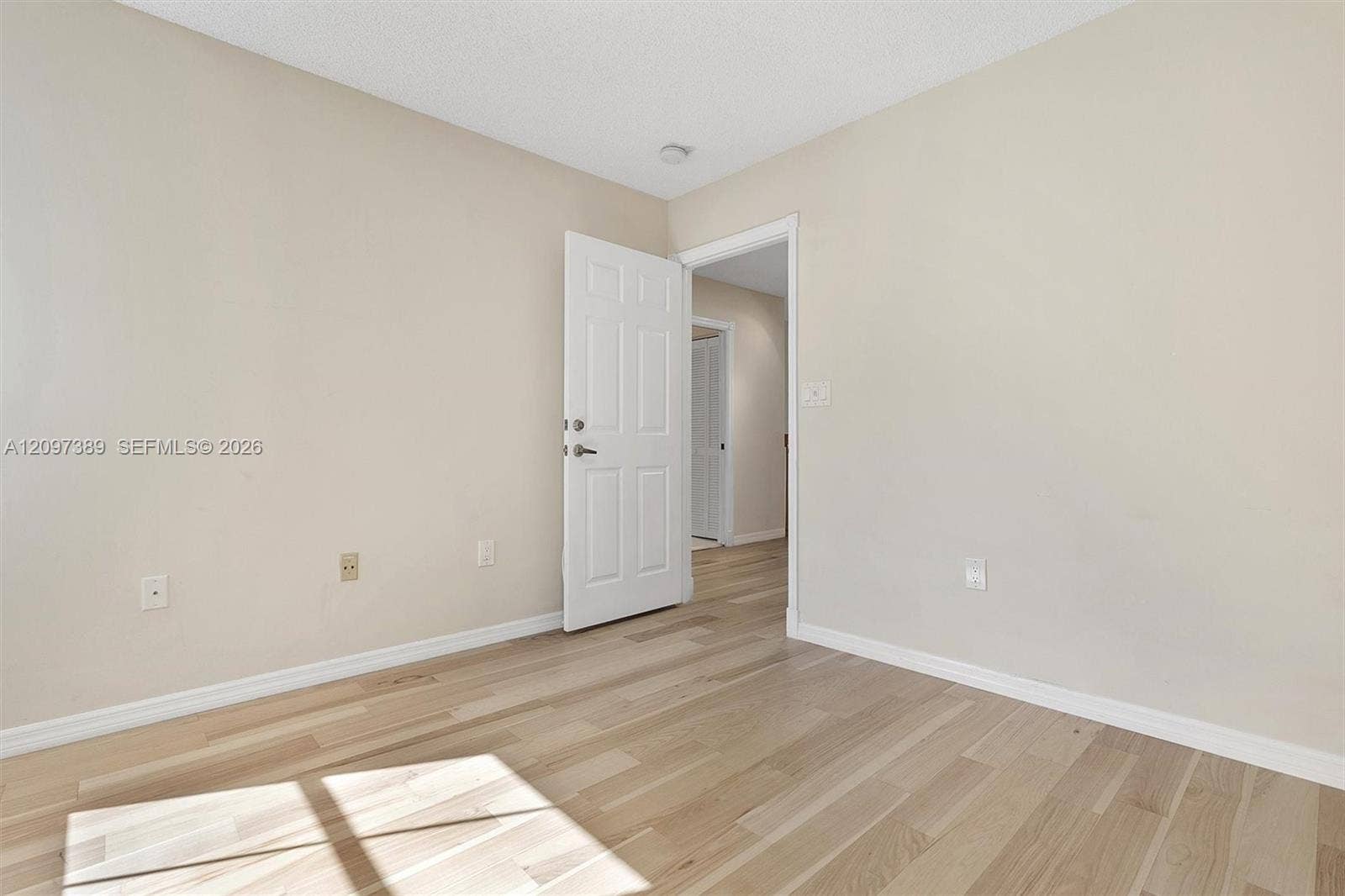 1960 Sweetbay Way, Hollywood, FL 33019 Photo 32