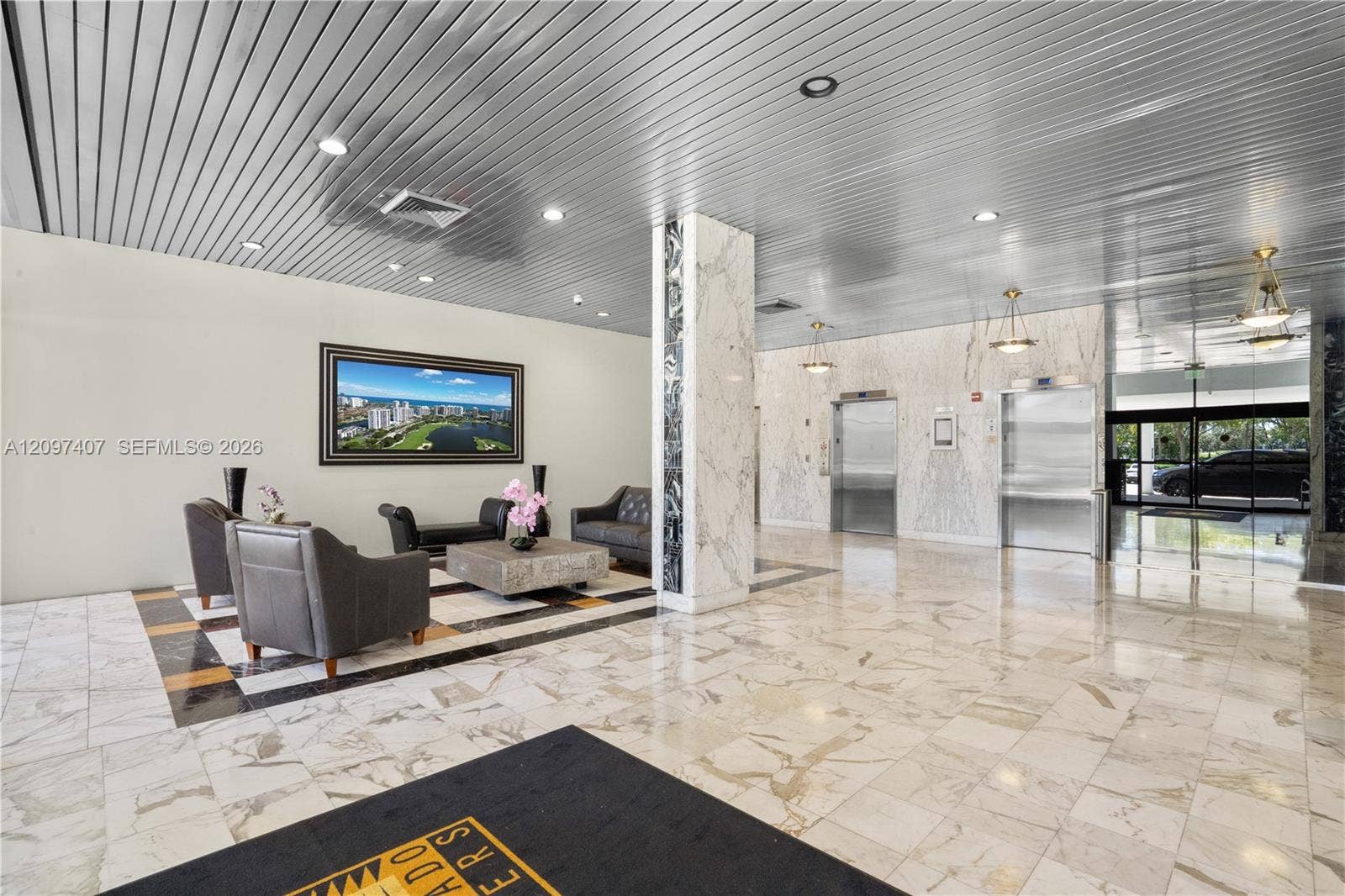 3675 N Country Club Drive, #1906, Aventura, FL 33180 Photo 2