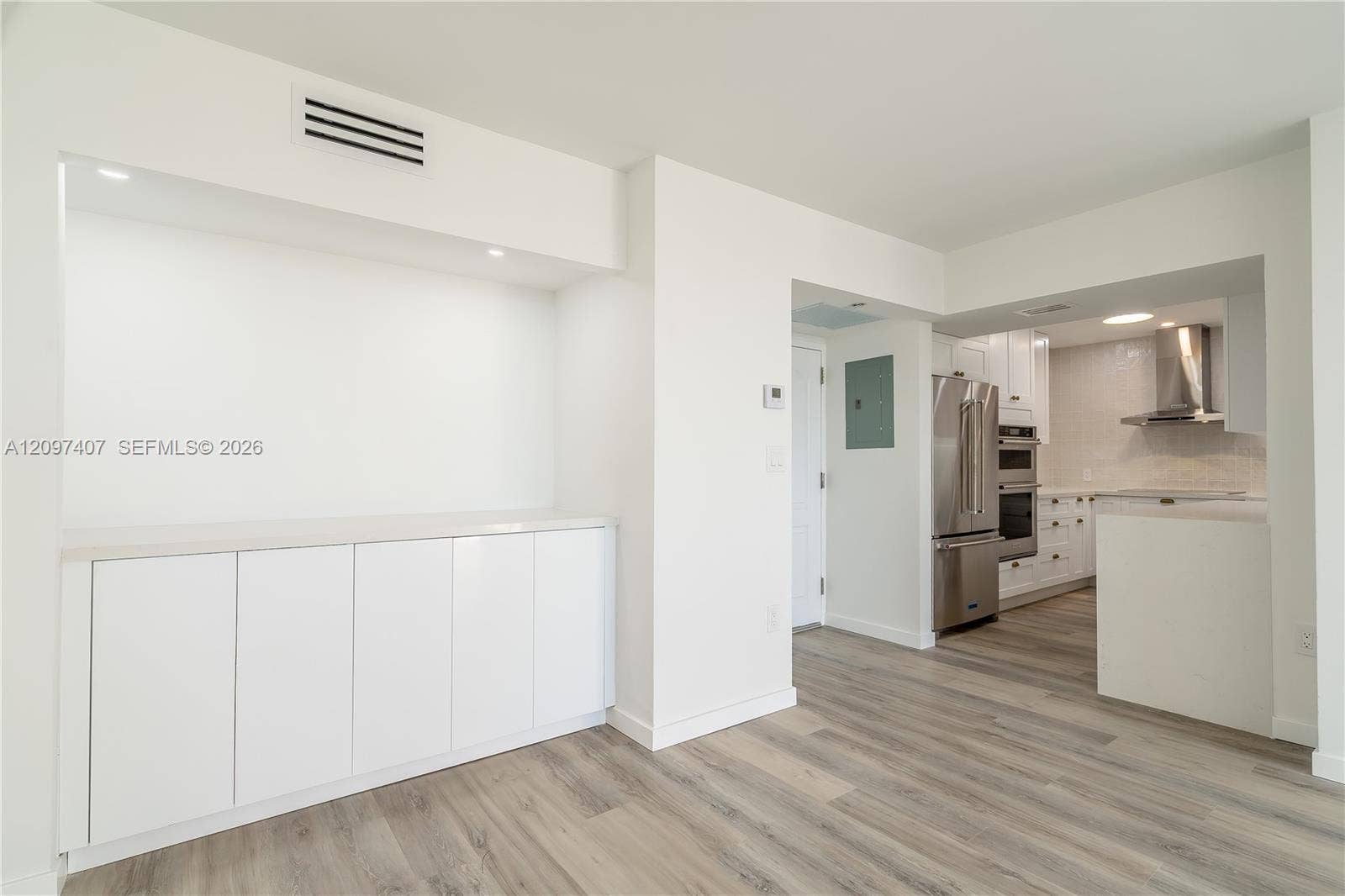 3675 N Country Club Drive, #1906, Aventura, FL 33180 Photo 18