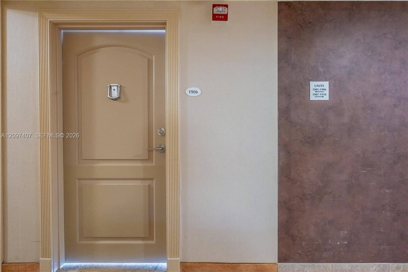 3675 N Country Club Drive, #1906, Aventura, FL 33180 Photo 3