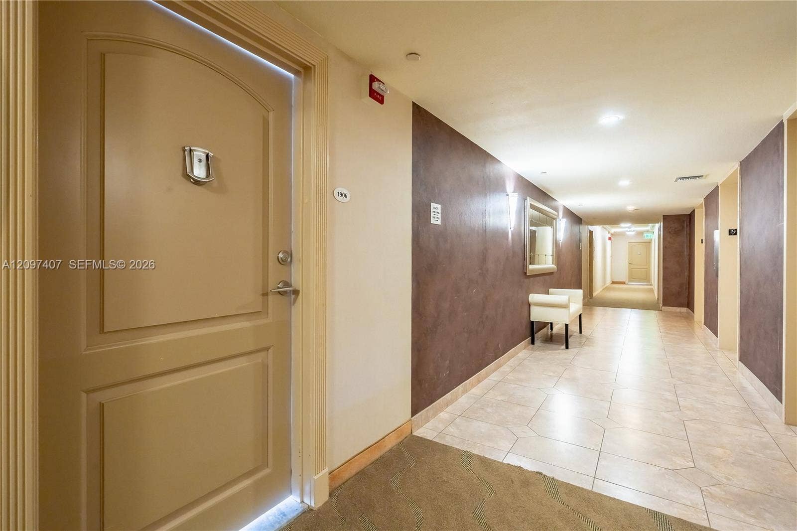 3675 N Country Club Drive, #1906, Aventura, FL 33180 Photo 4