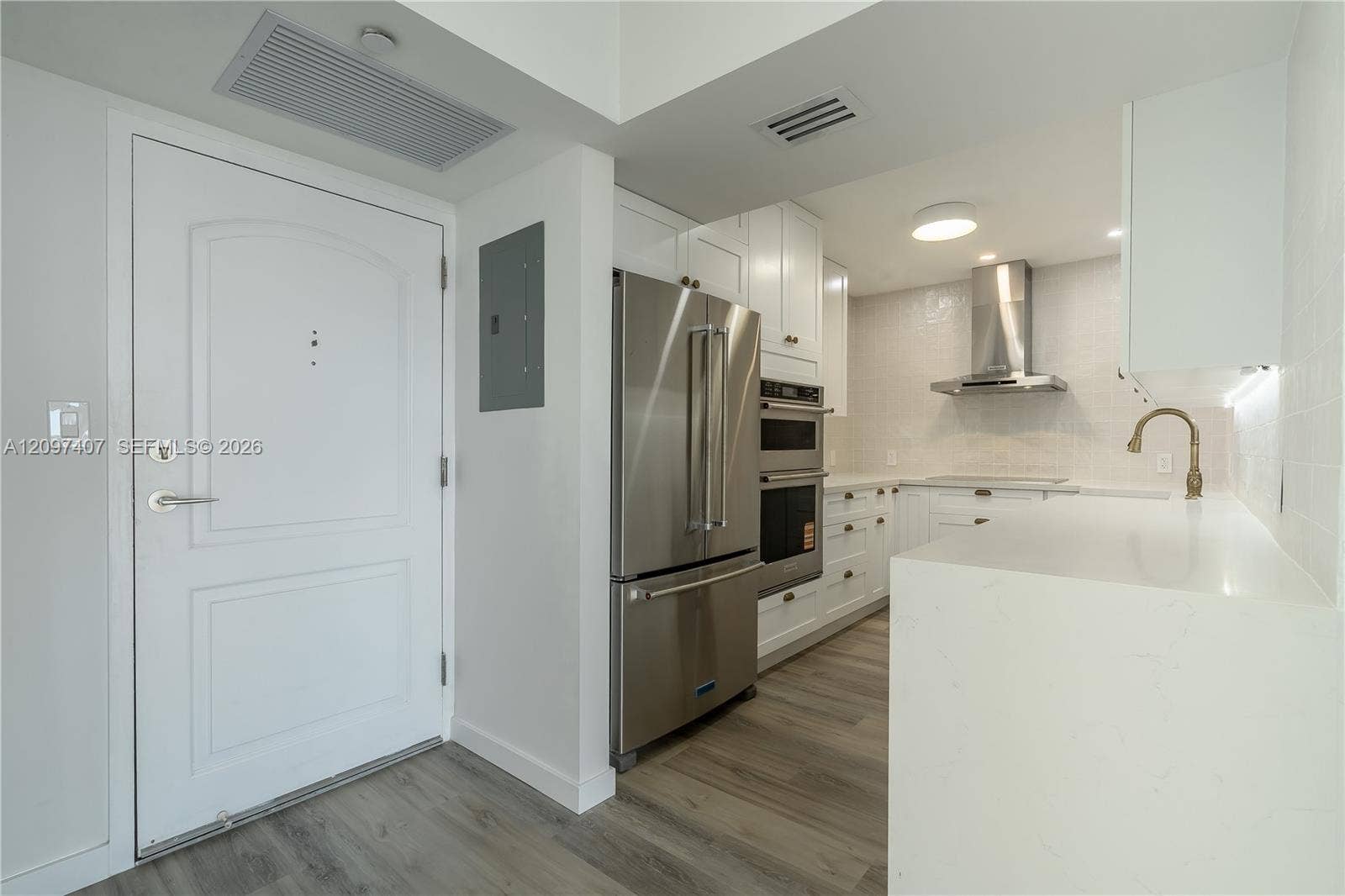 3675 N Country Club Drive, #1906, Aventura, FL 33180 Photo 14