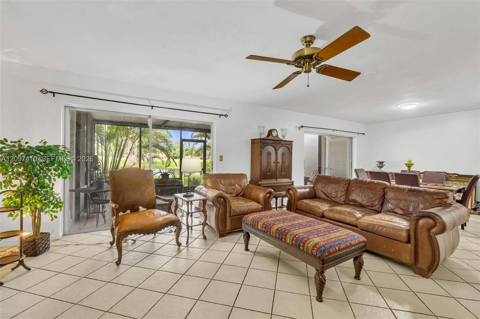 18958 Bobolink Drive, Hialeah, FL 33015 Photo 24