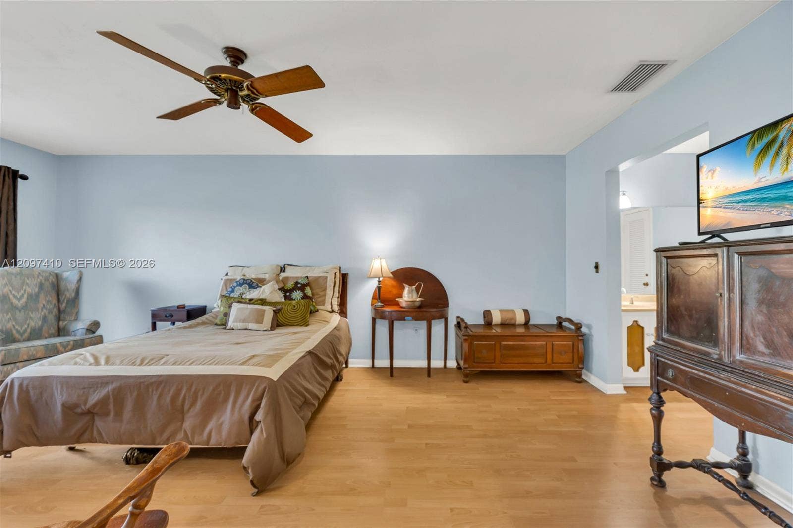 18958 Bobolink Drive, Hialeah, FL 33015 Photo 39