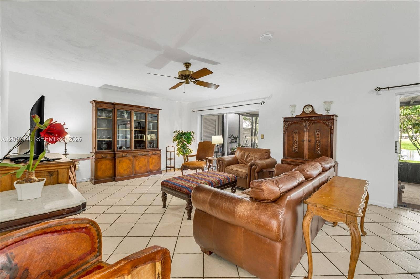 18958 Bobolink Drive, Hialeah, FL 33015 Photo 21