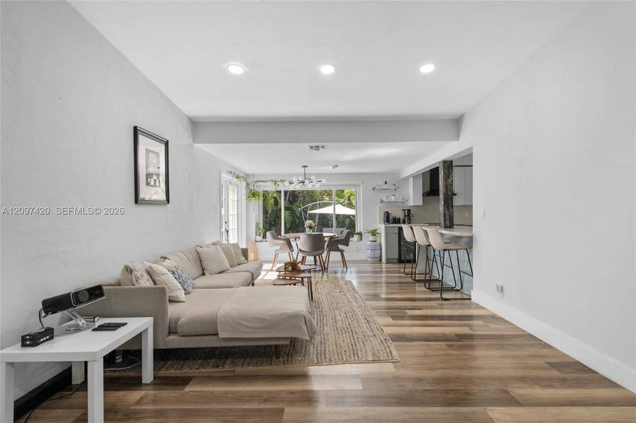 Property photo for 1704 SW 9th Street, Fort Lauderdale, FL