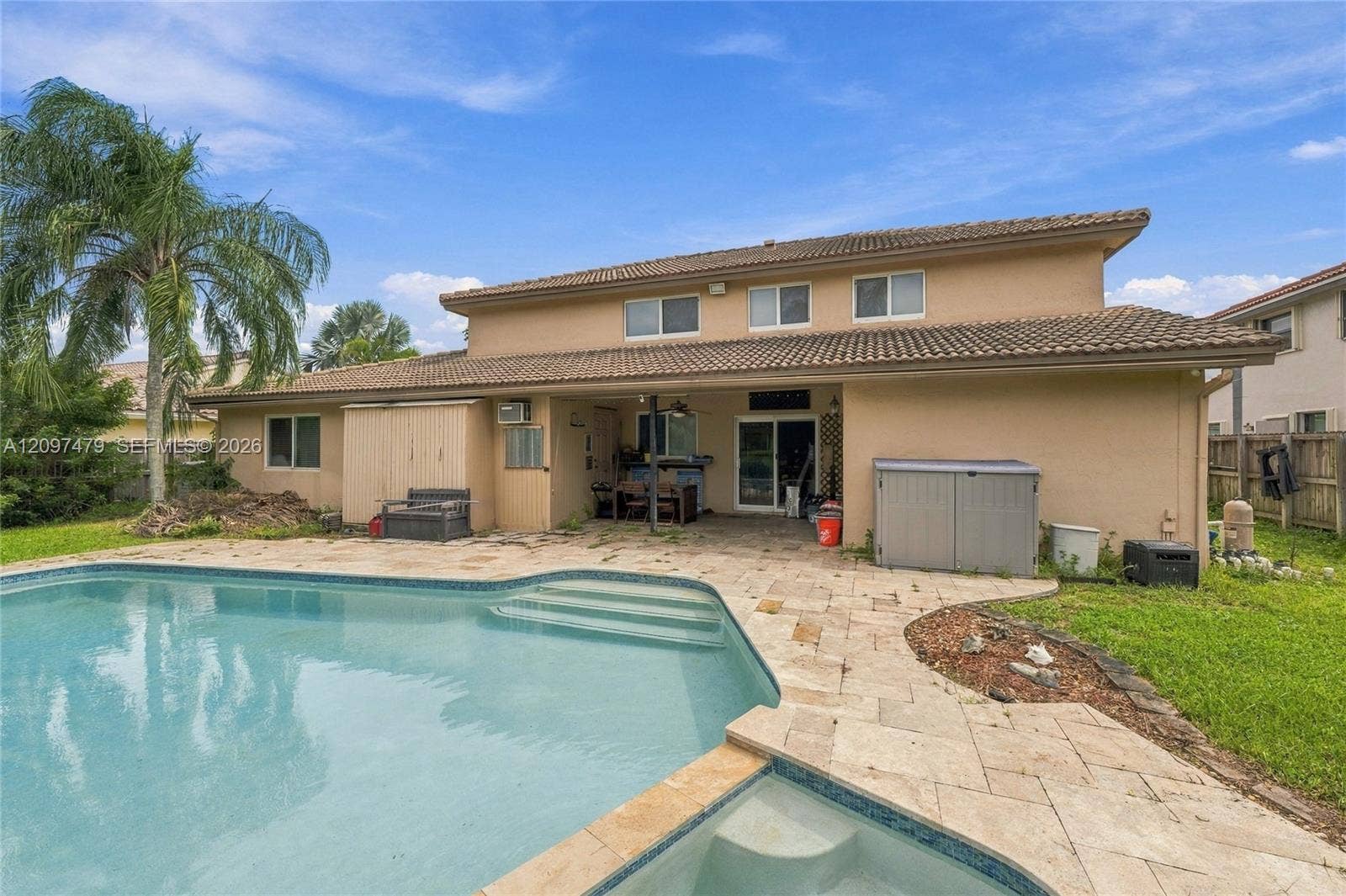 Photo 24