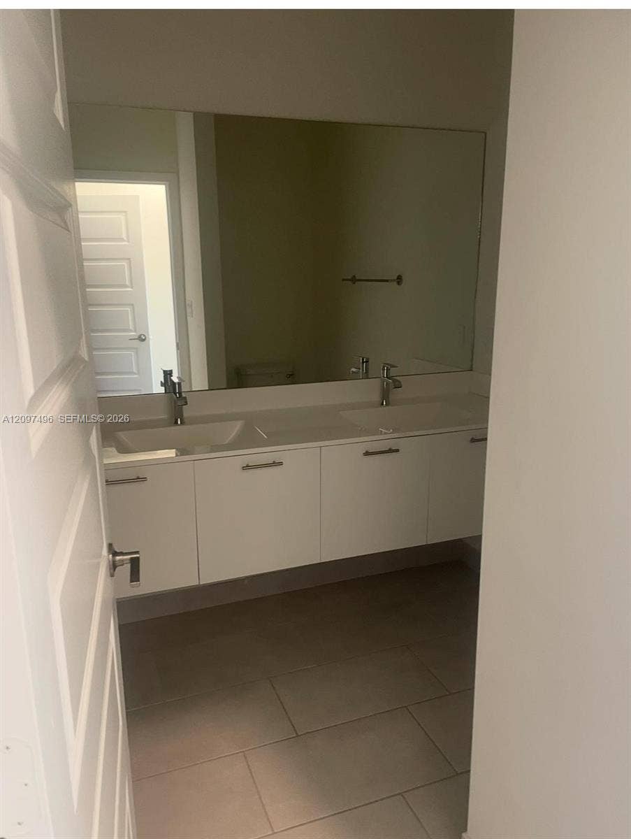 6455 NW 103rd Place, #106, Doral, FL 33178 Photo 2
