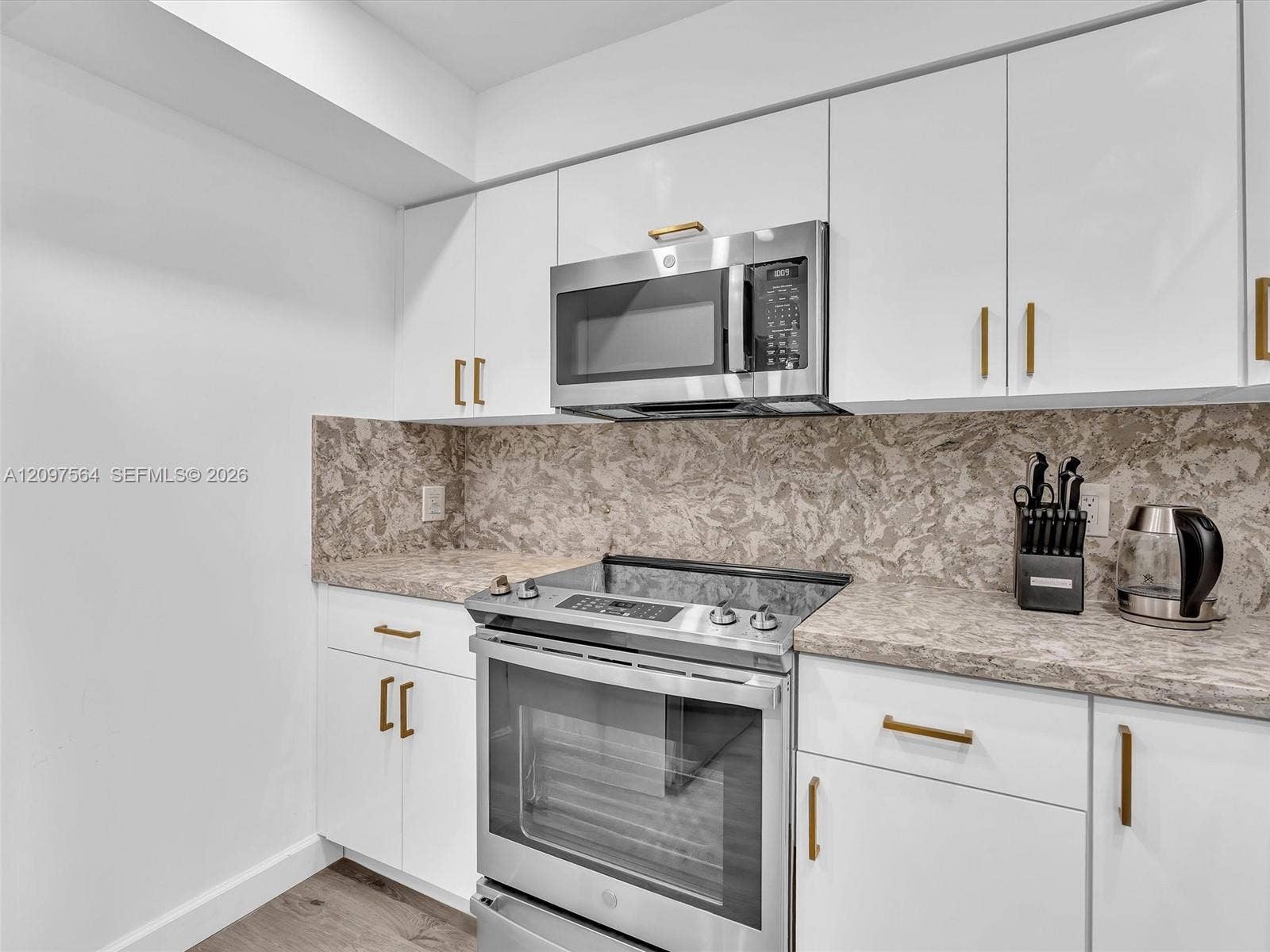 1904 S Ocean Drive, #905, Hallandale Beach, FL 33009 Hallandale Beach beachfront real estate