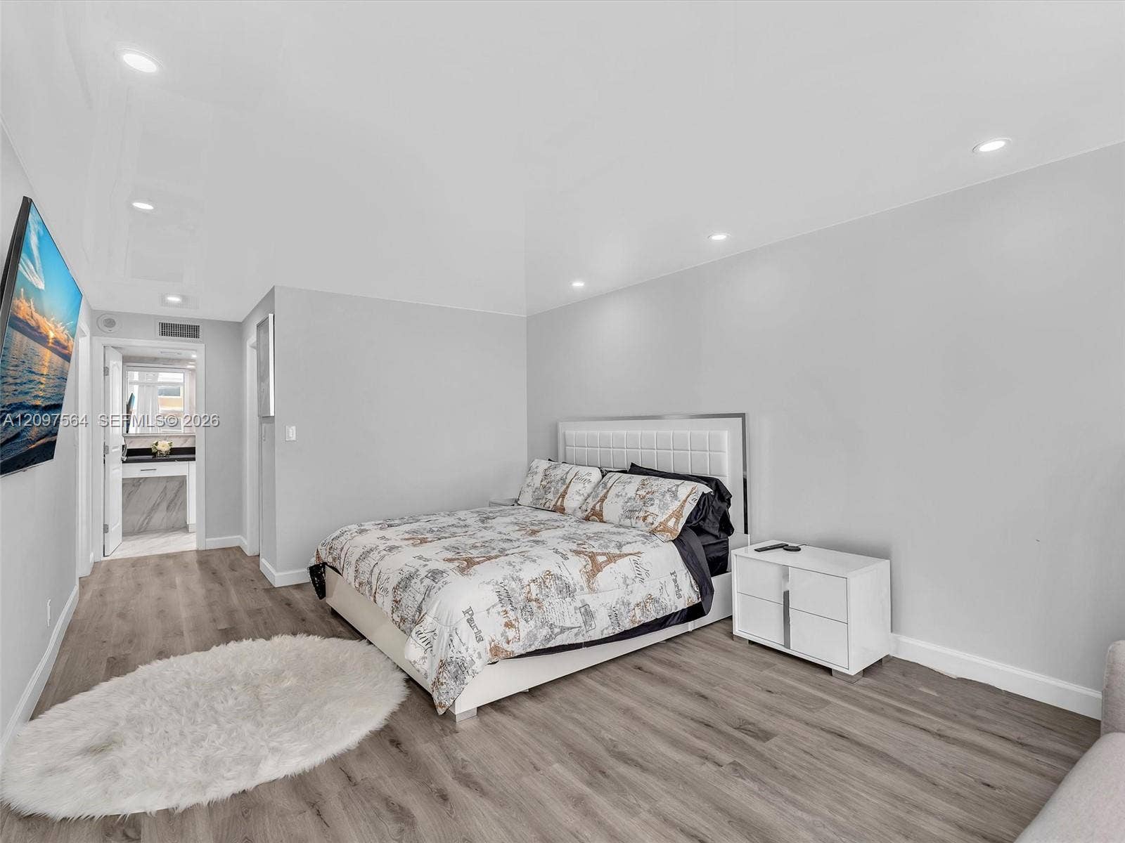 1904 S Ocean Drive, #905, Hallandale Beach, FL 33009 Fully renovated beachfront condo South Florida