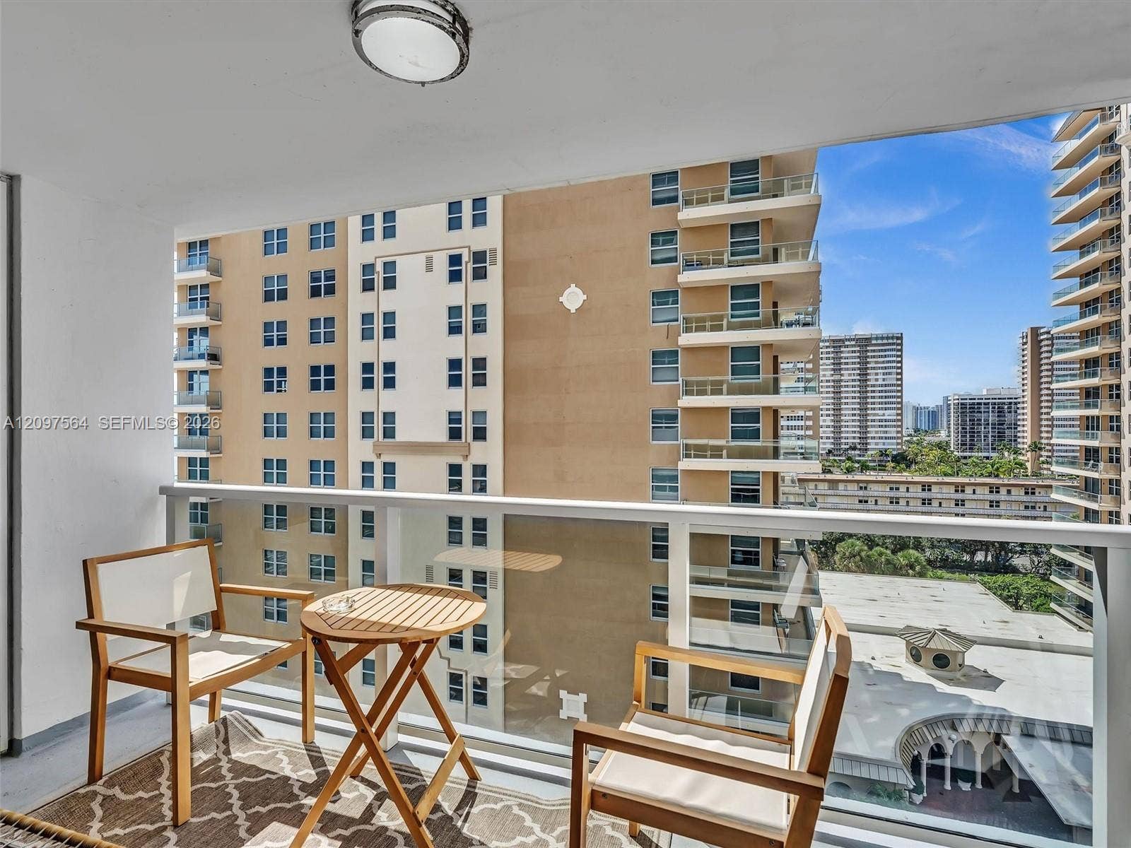 1904 S Ocean Drive, #905, Hallandale Beach, FL 33009 Investment condo rent immediately Hallandale Beach