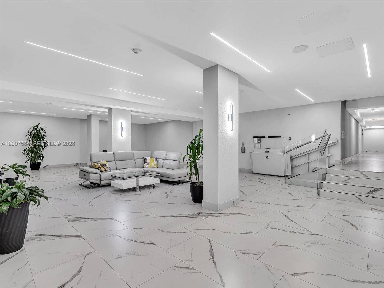 1904 S Ocean Drive, #905, Hallandale Beach, FL 33009 Condos near Hollywood Beach FL