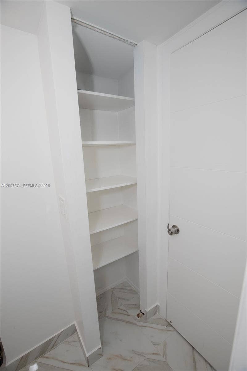 20500 W Country Club Drive, #714, Aventura, FL 33180 Photo 27