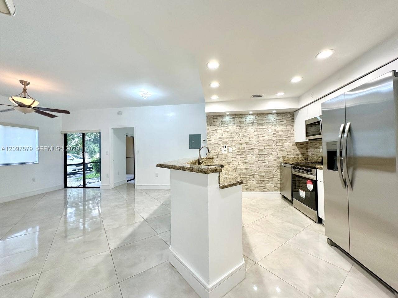2550 SW 18th Terrace, #1802, Fort Lauderdale, Fort Lauderdale, FL 33315 Photo 1