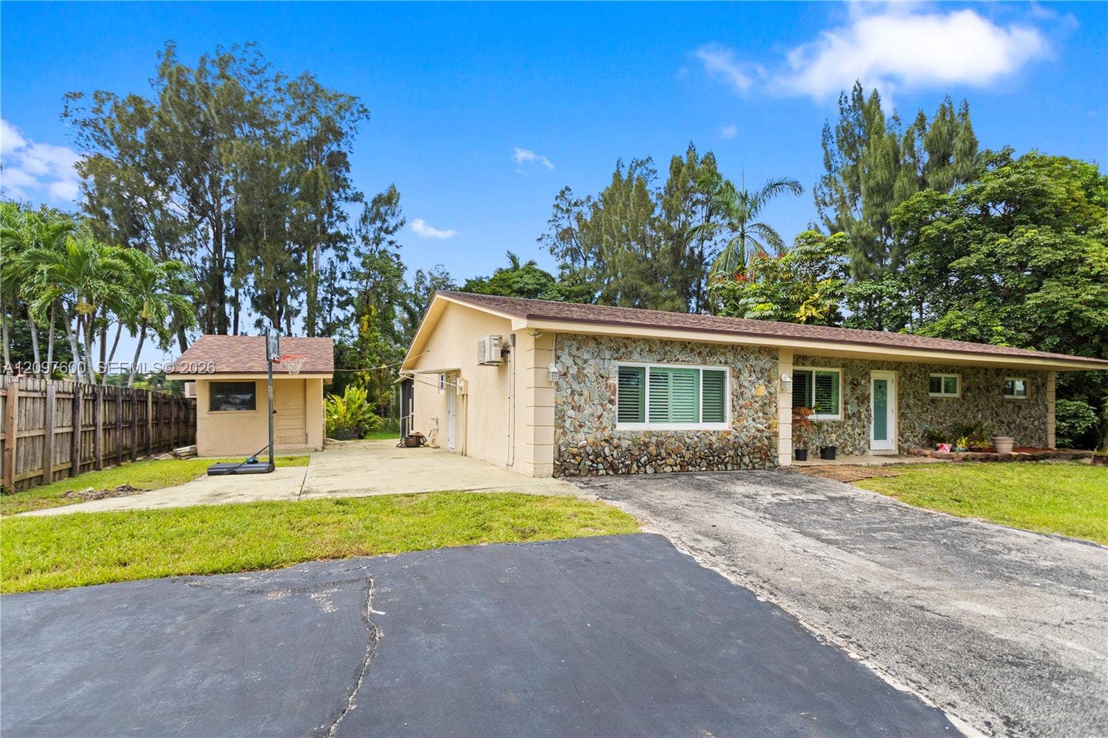 4801 SW 59th Terrace, Davie, FL 33314 Photo 3