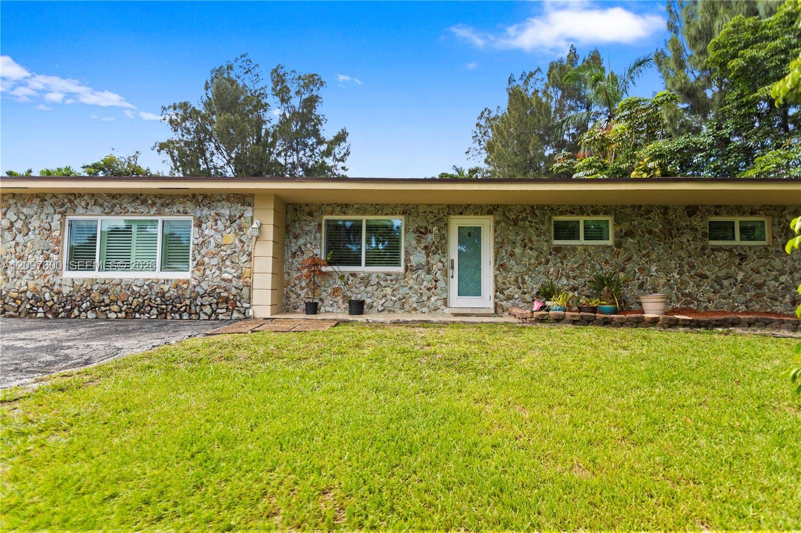 4801 SW 59th Terrace, Davie, FL 33314 Photo 1