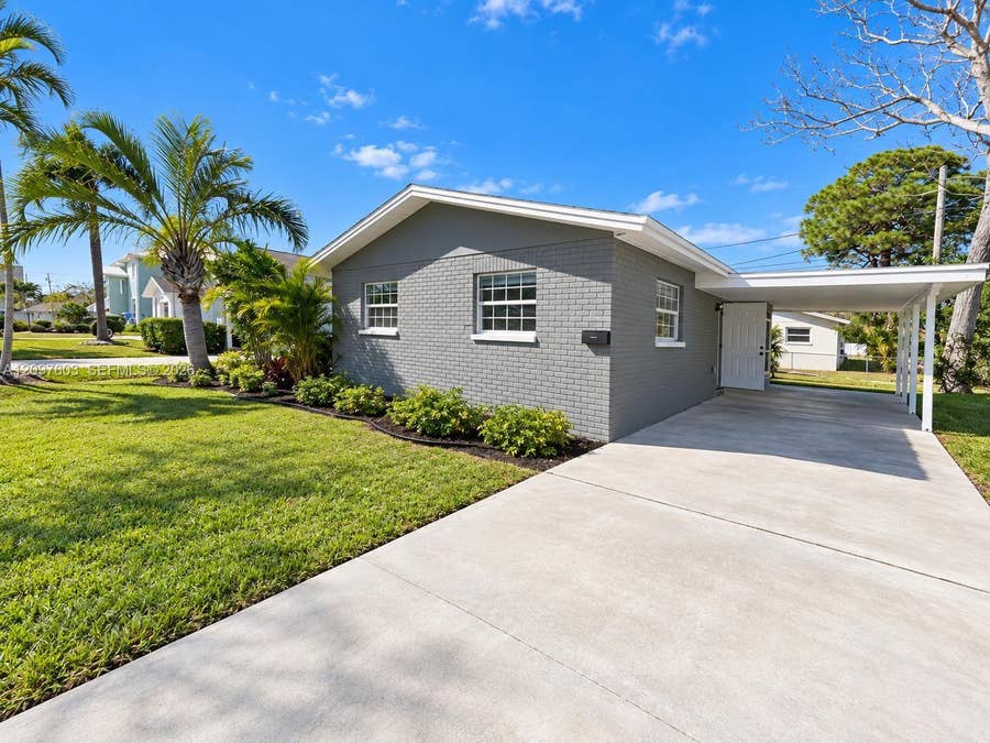 Property photo for 1735 New Hampshire Avenue NE, St Petersburg, FL
