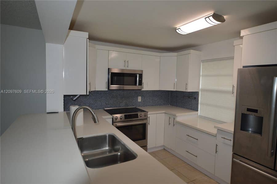 Property photo for 425 SE 11th Terrace, #403, Dania Beach, FL