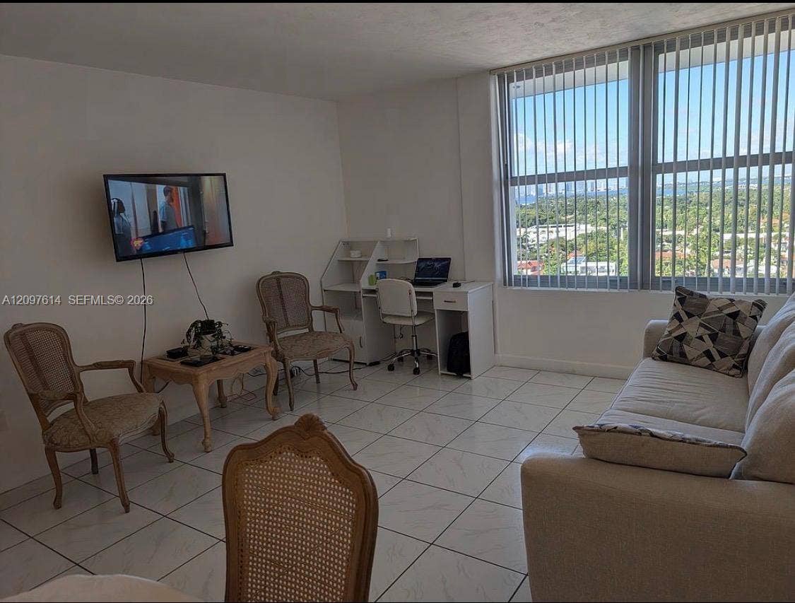 2899 Collins Avenue, #1738, Miami Beach, Miami Beach, FL 33140 Photo 9