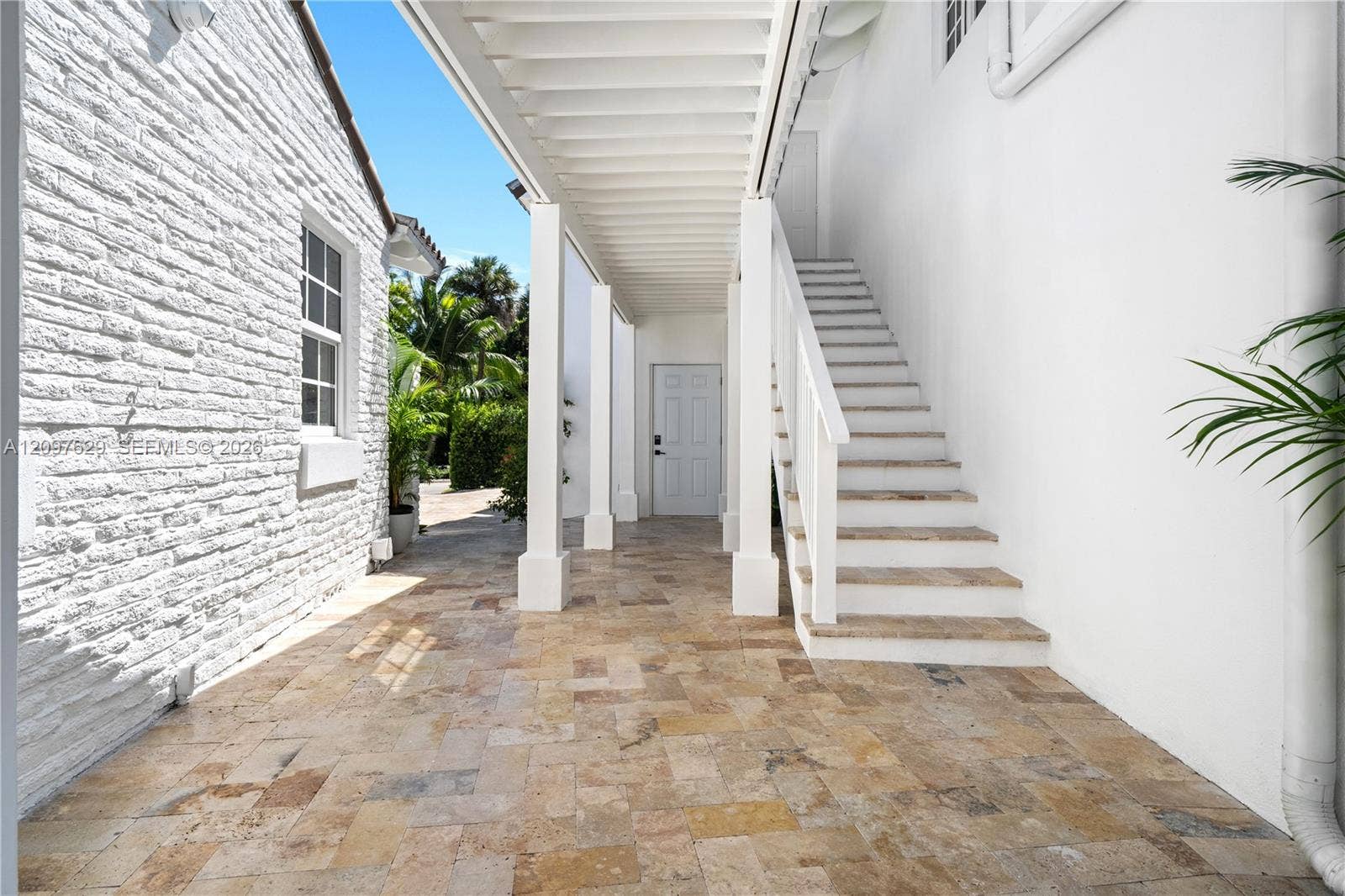 4700 Lake Road, Miami, FL 33137 Entrance to second floor of guesthouse