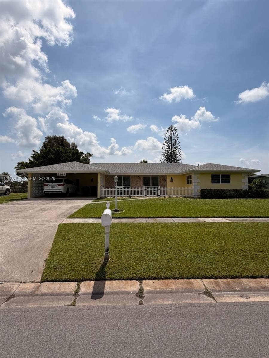 Property photo for 2917 SE San Jeronimo Road, Port St Lucie, FL