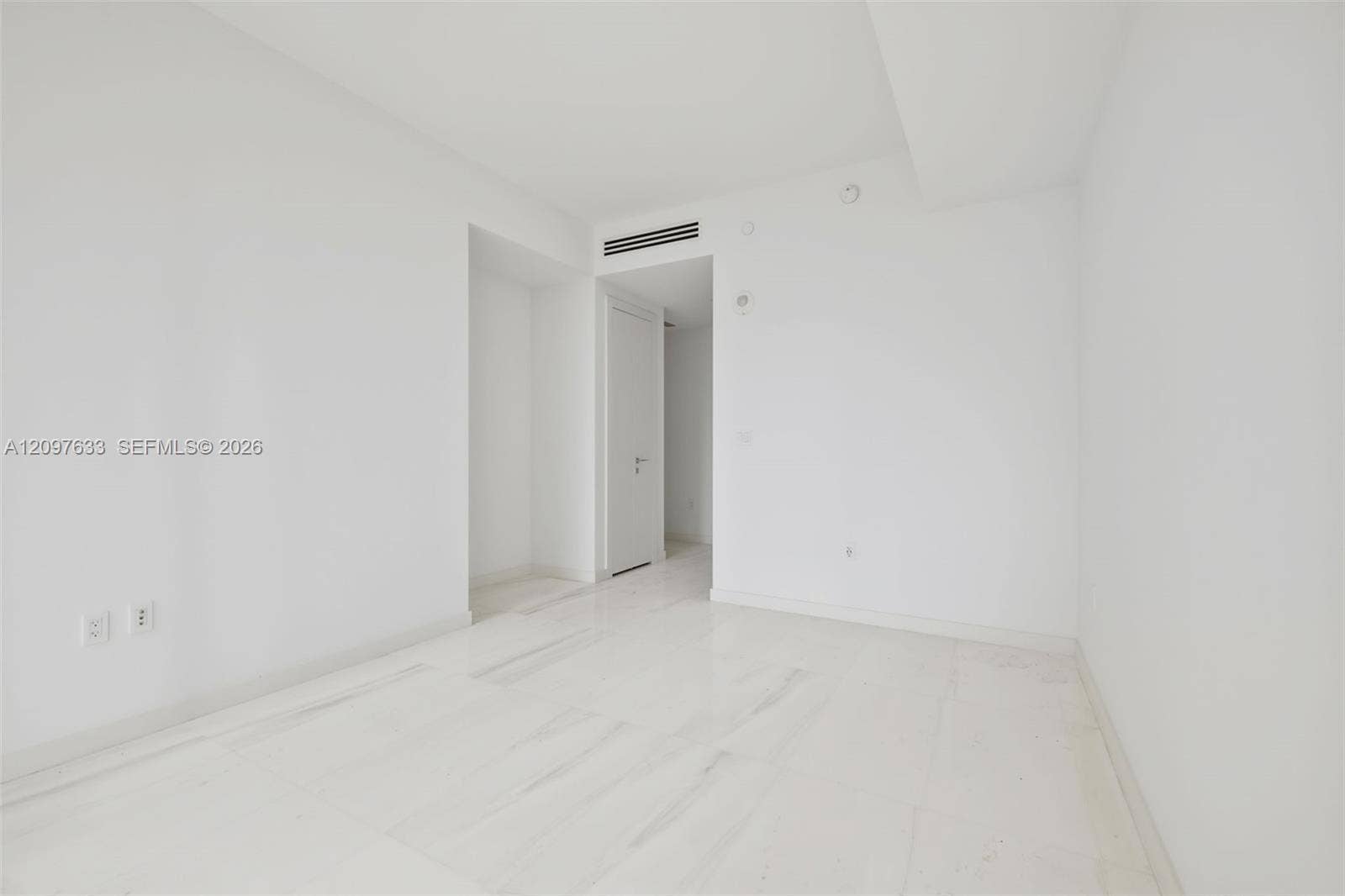 300 Biscayne Boulevard Way, #1709W, Miami, FL 33131 Photo 18