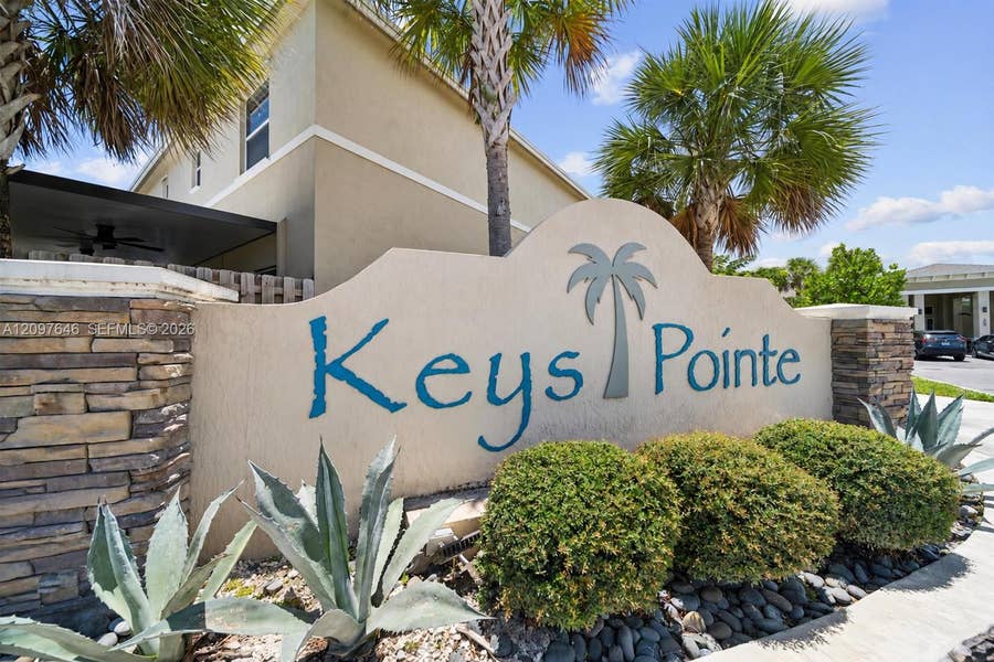 Property photo for 585 NE 5th Place, #585, Florida City, FL