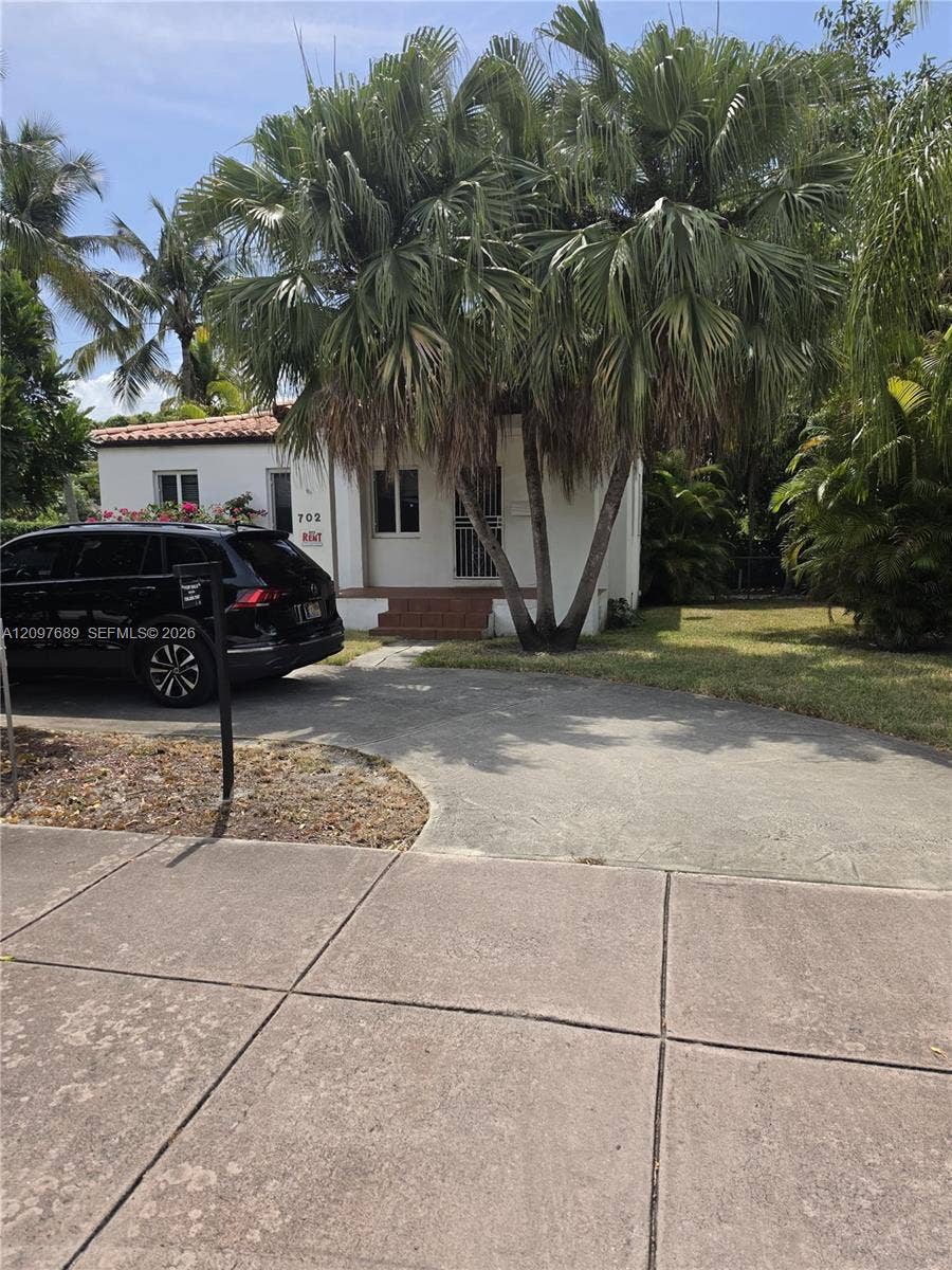 Property photo for 702 Boabadilla Street, Coral Gables, FL