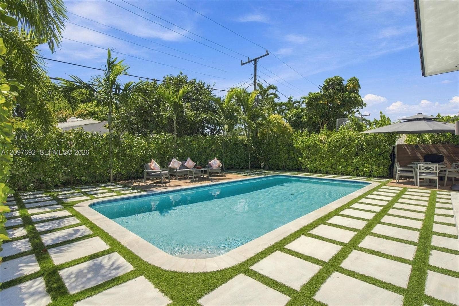 600 W 51st Street, Miami Beach, FL 33140 Photo 23