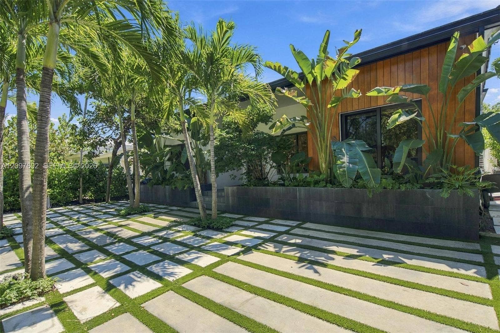 600 W 51st Street, Miami Beach, FL 33140 Photo 44