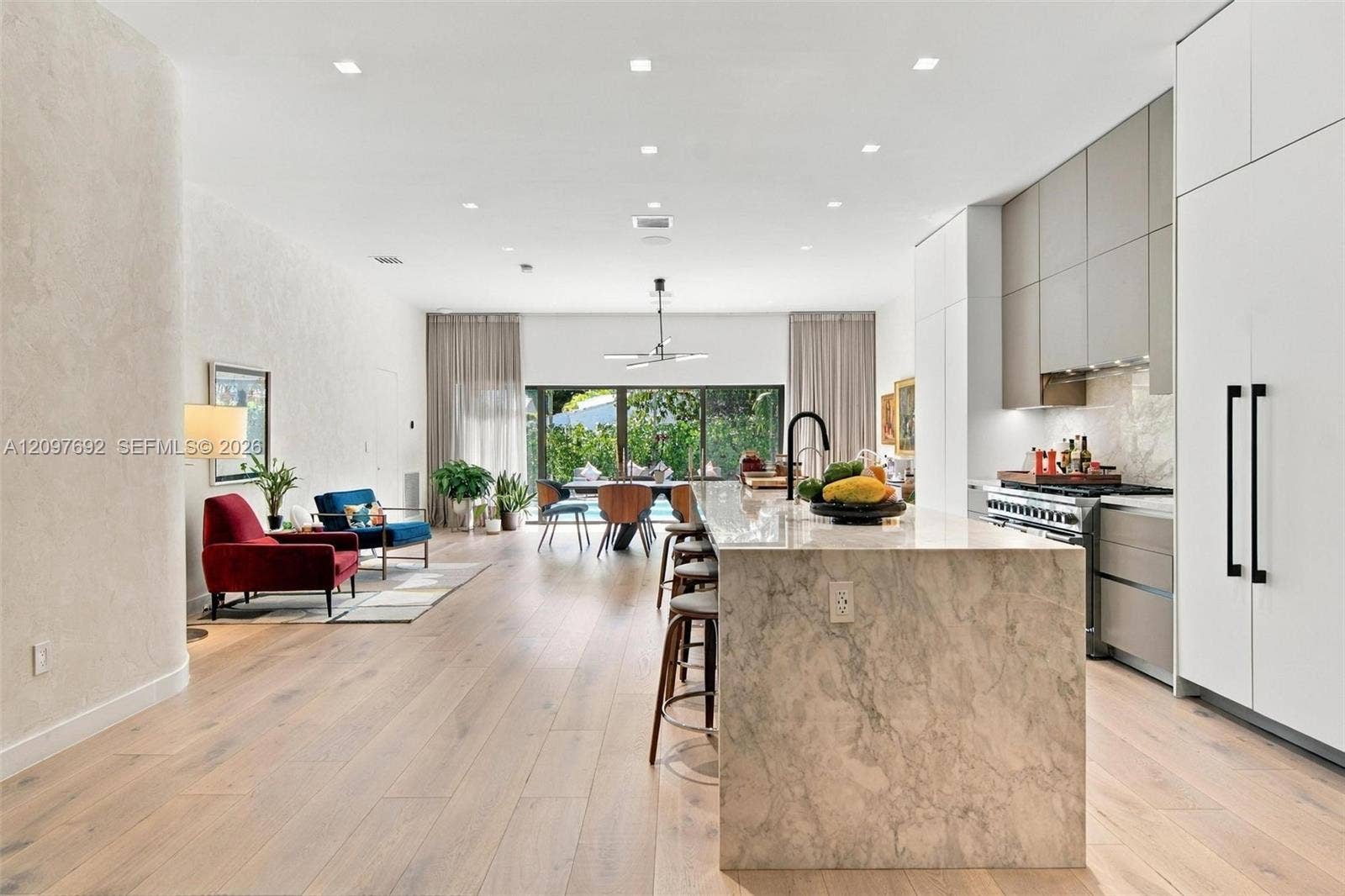 600 W 51st Street, Miami Beach, FL 33140 Photo 16