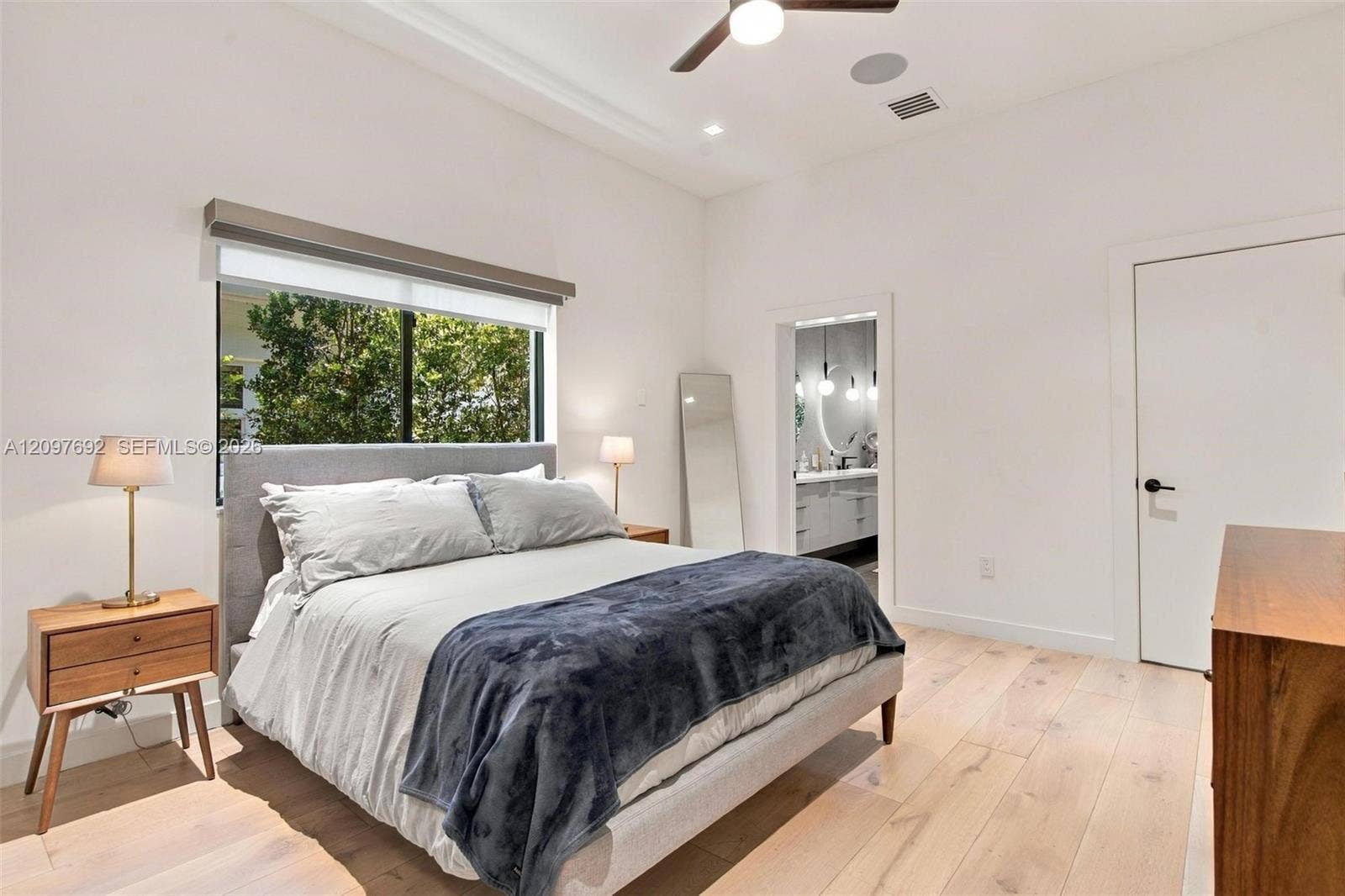 600 W 51st Street, Miami Beach, FL 33140 Photo 29