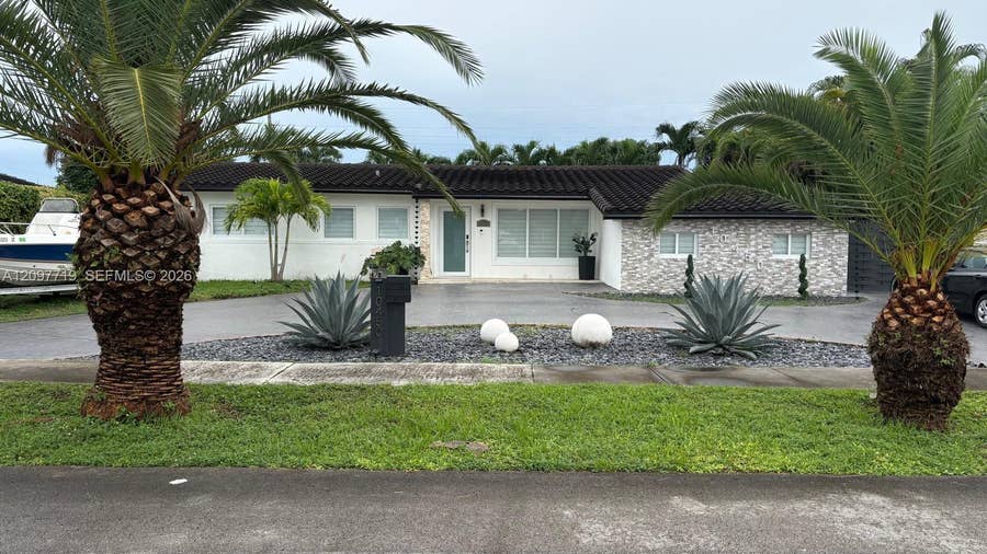 Property photo for 10450 SW 42nd Terrace, Miami, FL