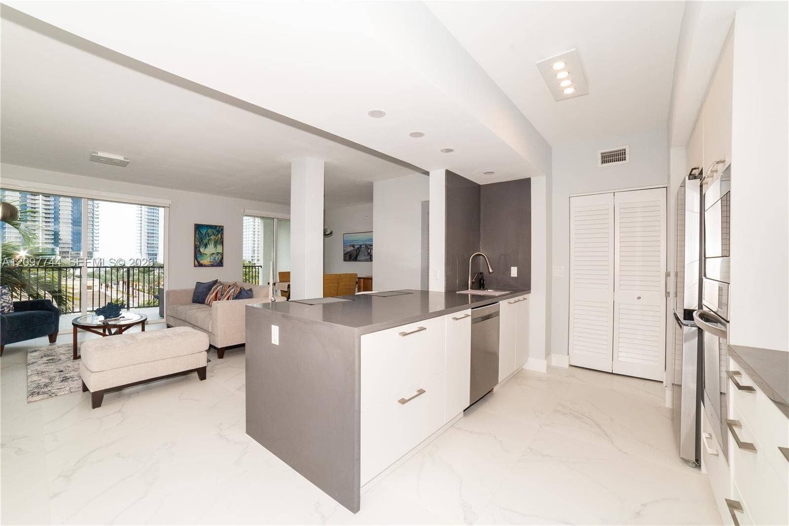17145 N Bay Road, #4607, Sunny Isles Beach, FL 33160 Photo 18