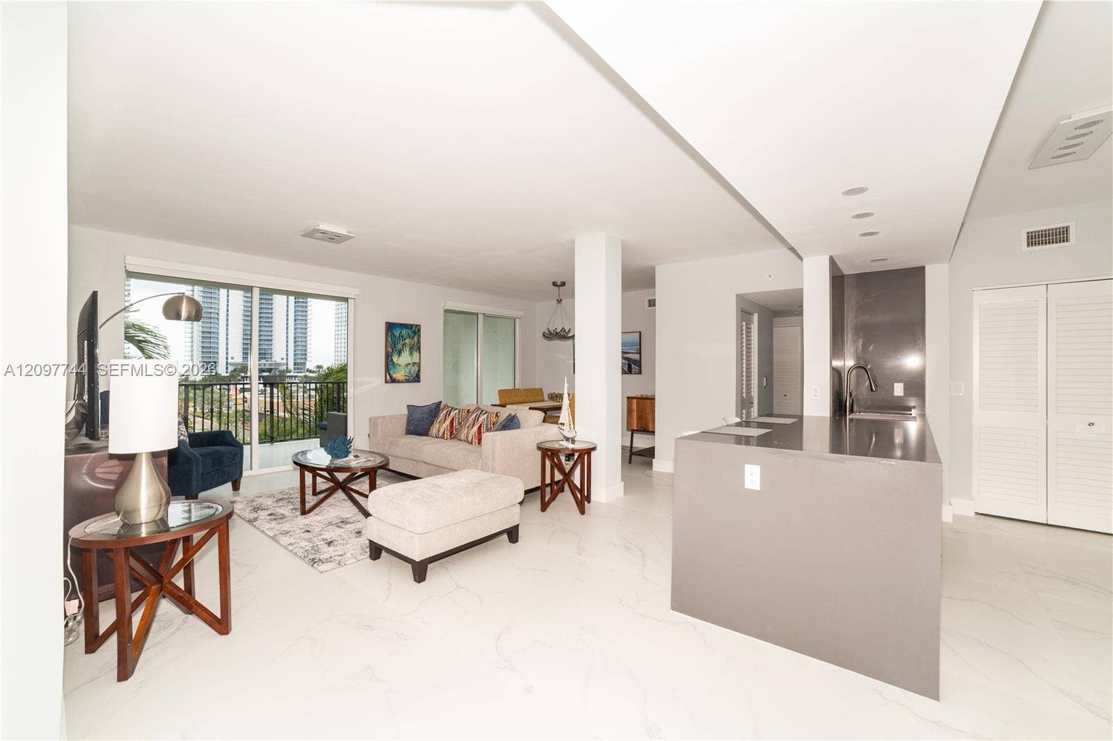 17145 N Bay Road, #4607, Sunny Isles Beach, FL 33160 Photo 1