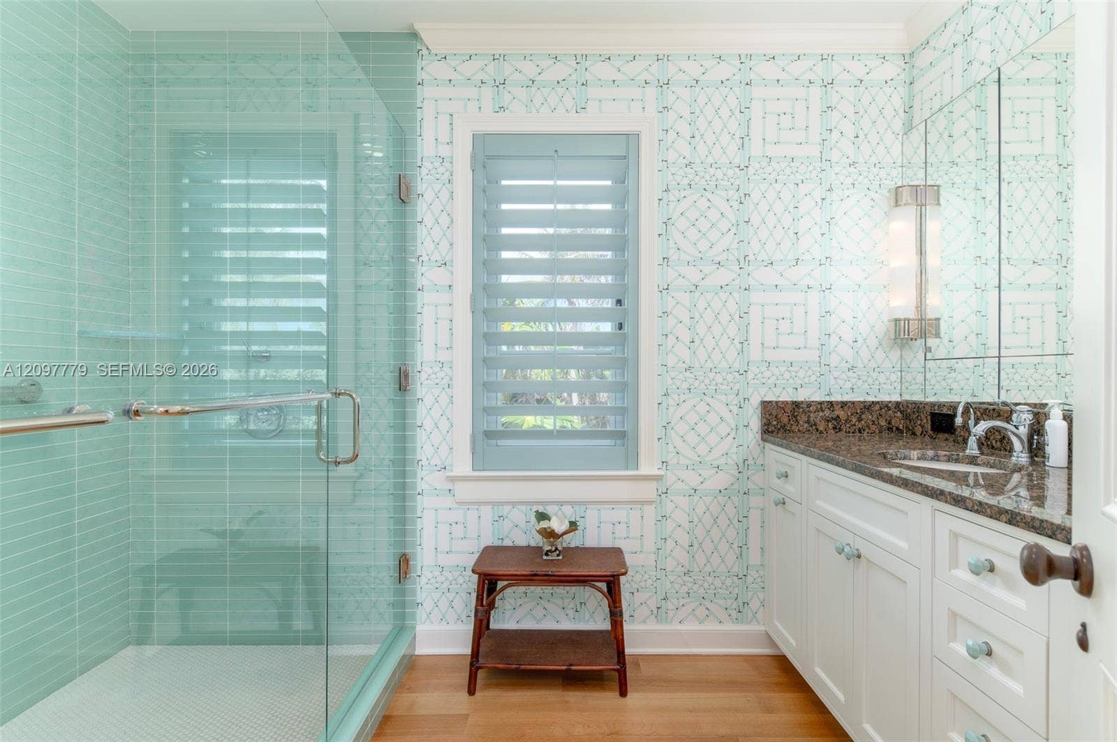 183 S Beach Road, Jupiter Island, FL 33455 His Bathroom