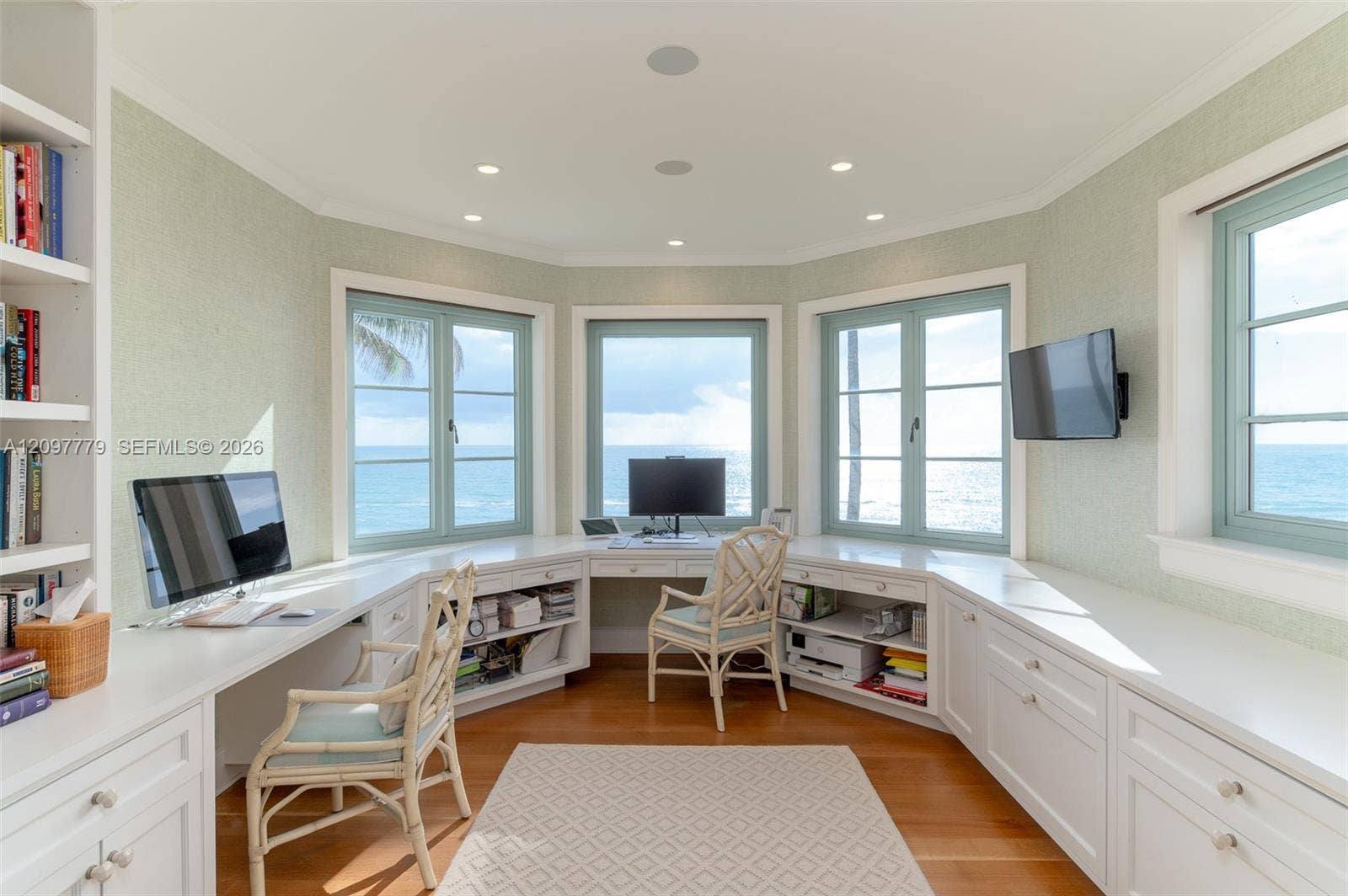 183 S Beach Road, Jupiter Island, FL 33455 Office