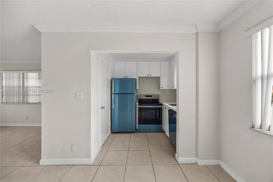 Property photo for 4933 Hollywood Boulevard, #206, Hollywood, FL
