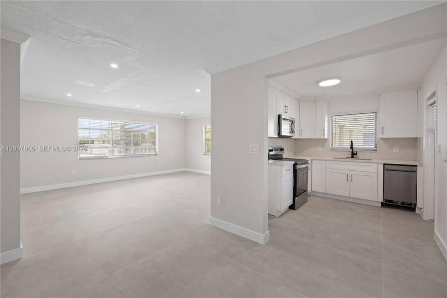 Property photo for 5141 Hollywood Boulevard, #202, Hollywood, FL