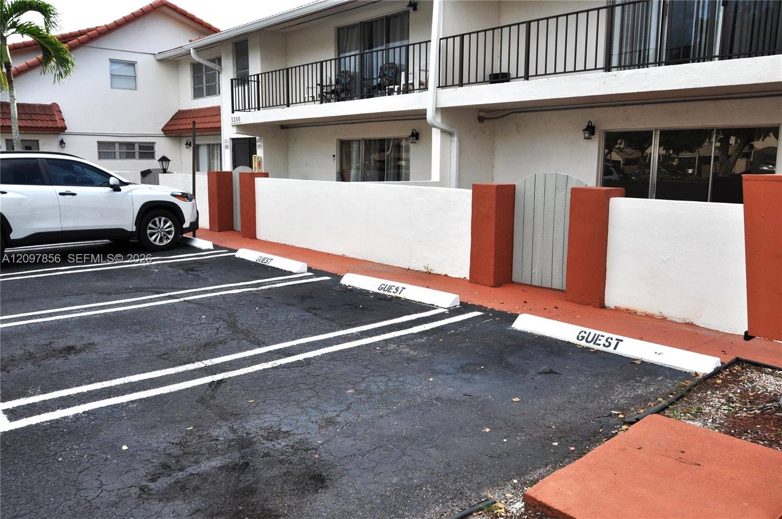 3200 Coral Springs Drive, #211, Coral Springs, Coral Springs, FL 33065 Guest parking