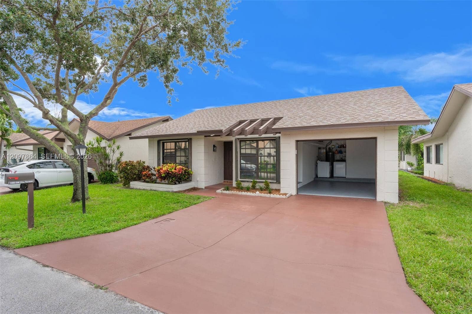 1563 SW 22nd Terrace, Deerfield Beach, FL 33442 Photo 2