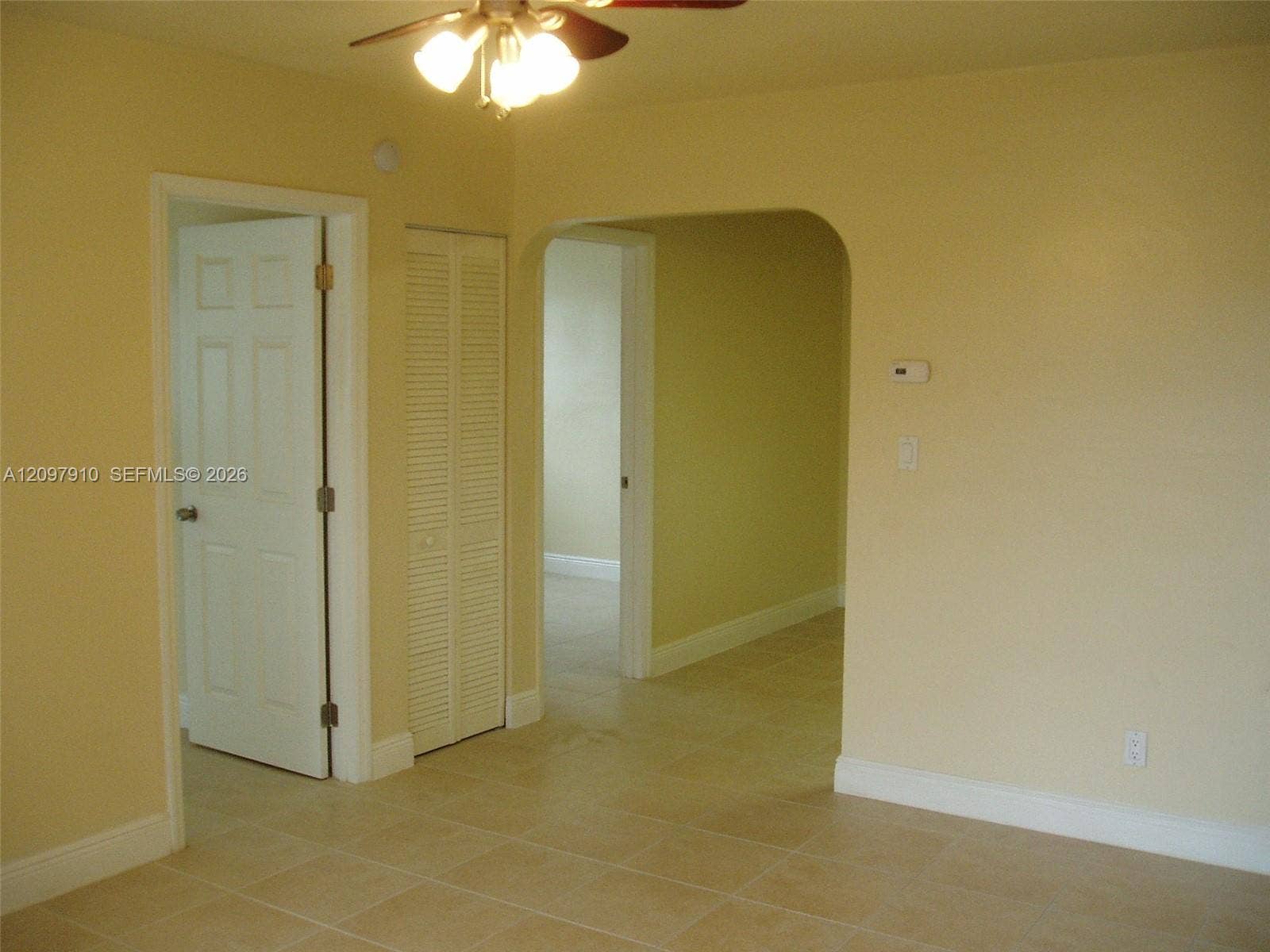 Hallandale Beach, FL 33009 Apt 1