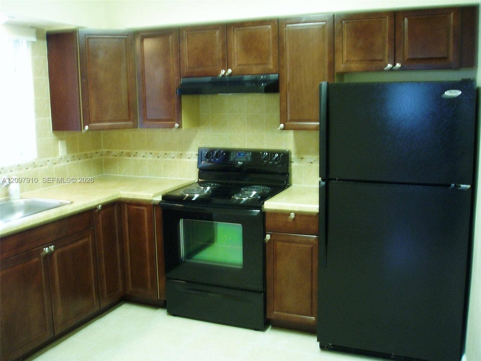 Hallandale Beach, FL 33009 Apt 1
