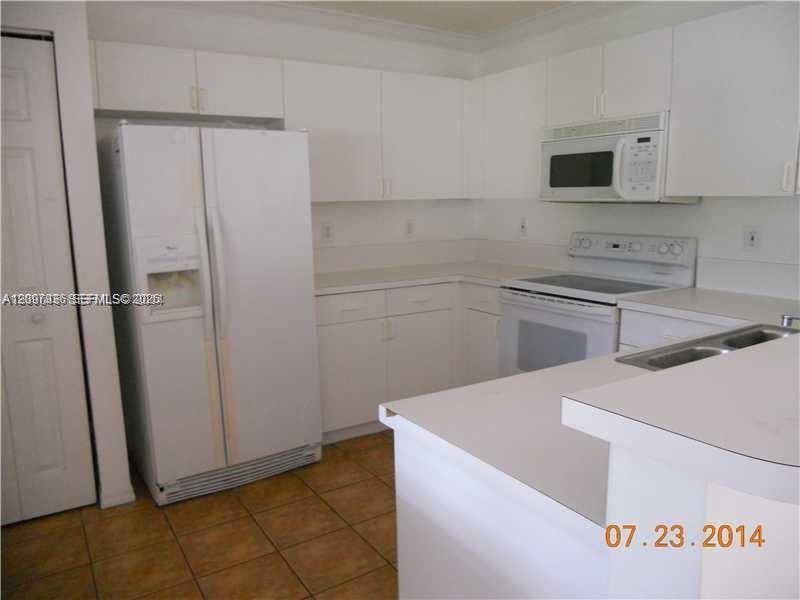 1487 SW 48th Terrace, Deerfield Beach, FL 33442 Photo 6