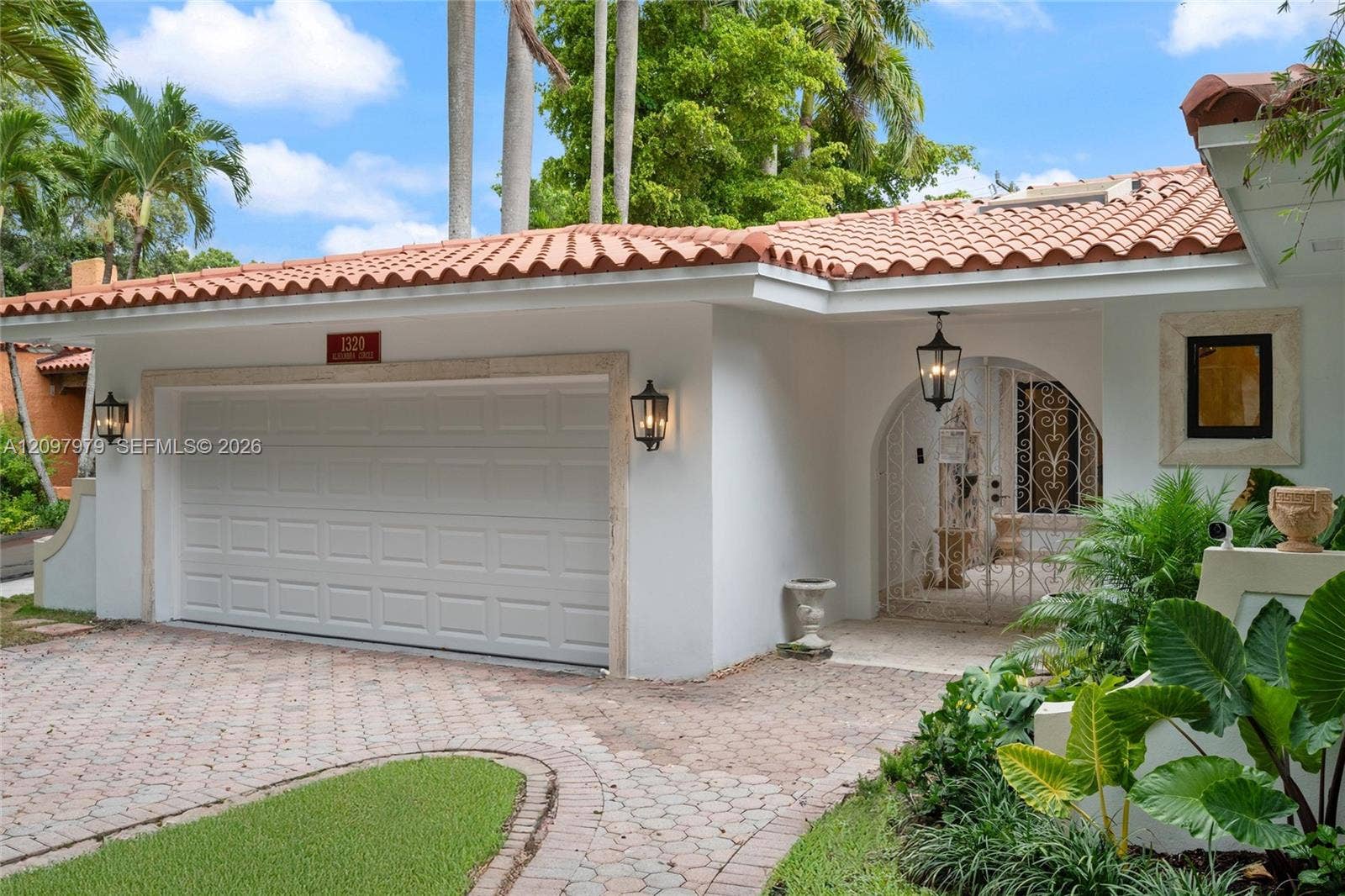 1320 Alhambra Circle, Coral Gables, FL 33134 Photo 2